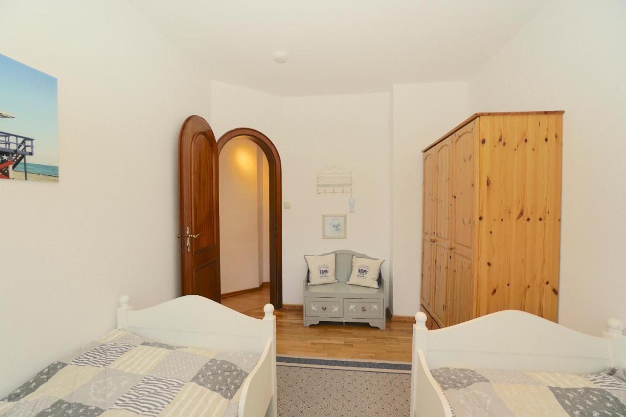 Ferienwohnung Seestern In Zentraler Lage Von Eckernfoerde Luaran gambar